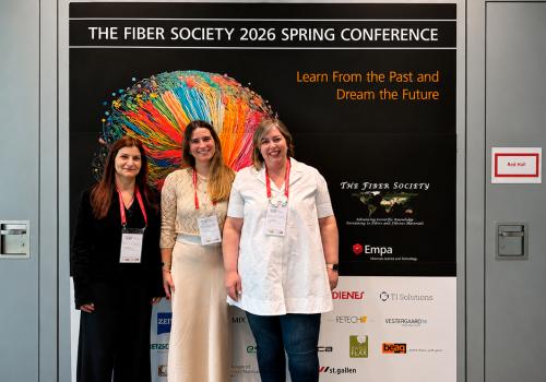 Investigadoras da Fibrenamics apresentam soluções avançadas em fibras na The Fiber Society 2026